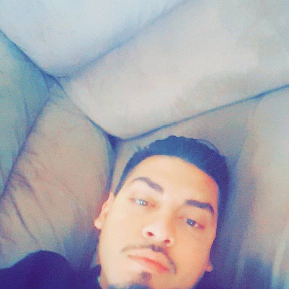 Meet your Posher, Antonio - Picture 1 of 1